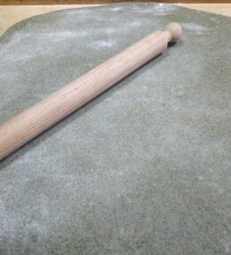 Sfoglia per lasagne con bietoline e farina di canapa