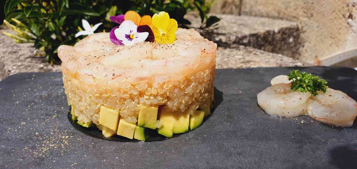 quinoa gamberi e avocado